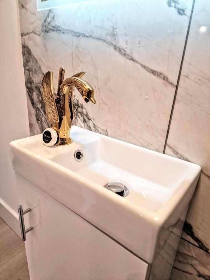 Kaoglen Fallow Pod - Luxury - Hot Tub - Pet Friendly Blairgowrie and Rattray Exterior photo